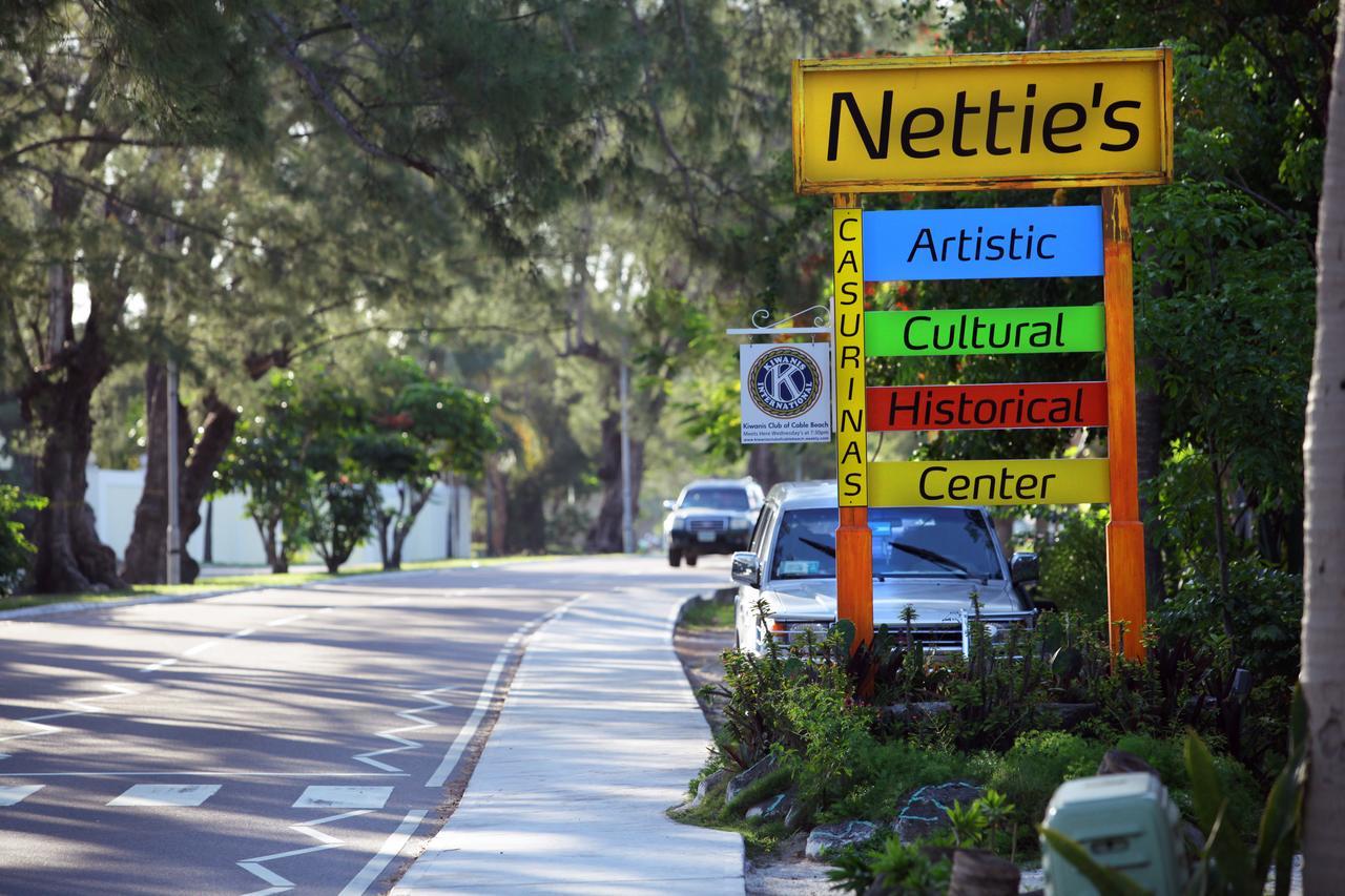 Nettie'S Different Of Nassau Casuarina'S Hotel Luaran gambar